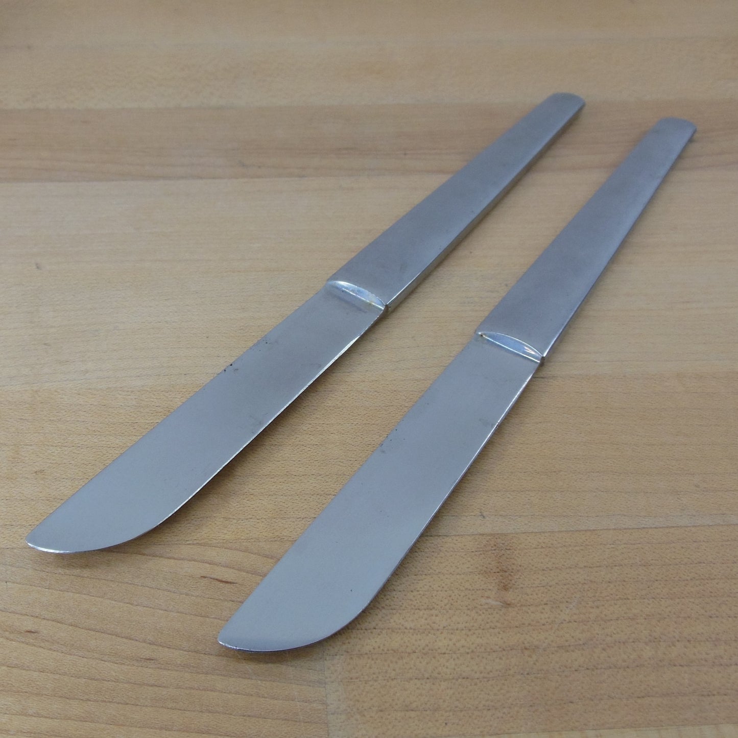 Arthur Salm Austria Pair Stainless Mood Modern Table Dinner Knives Vintage used