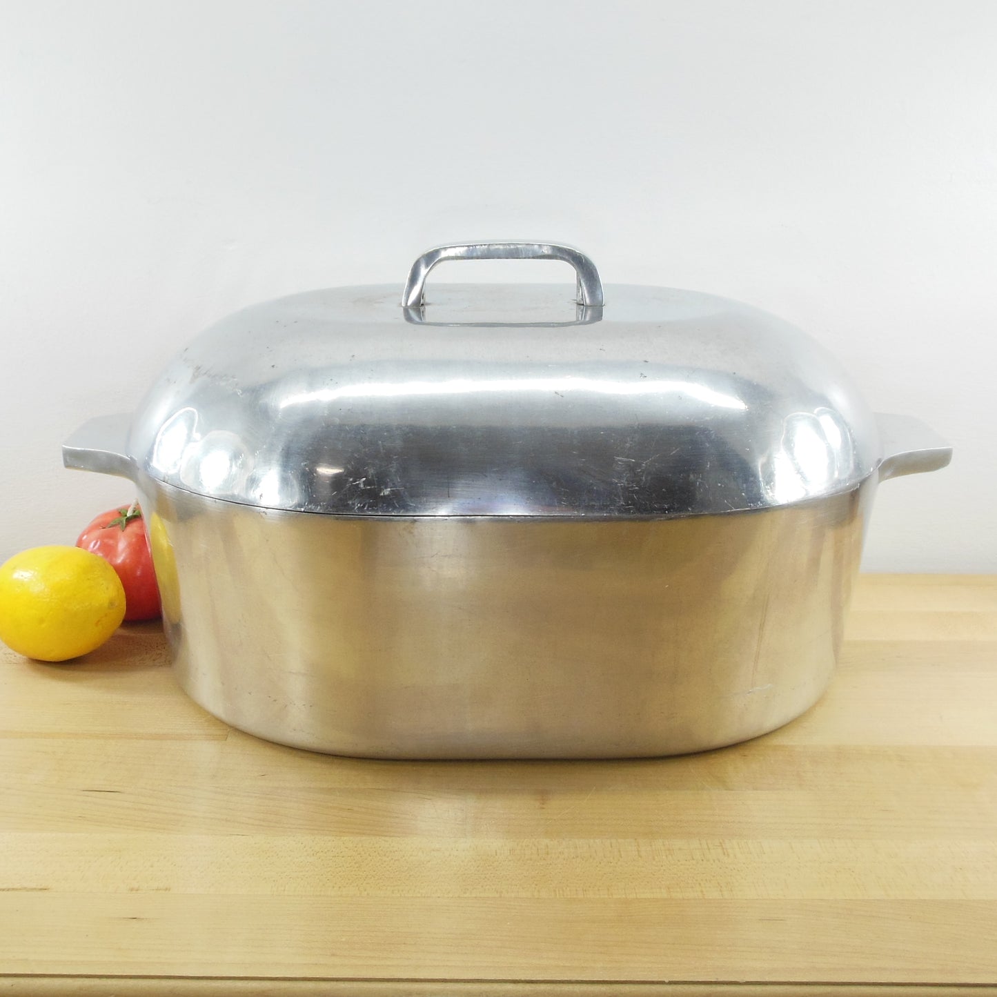 NASCO Royalty Aluminum Large 10 Quart Oval Roaster Pot & Lid Vintage