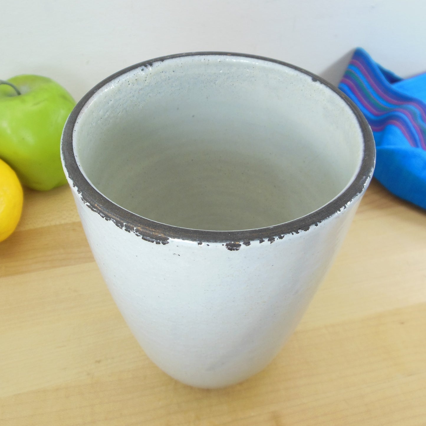 Italy White Brown Rim 6" Pottery Vase - Raymor Bitossi Rosenthal Netter Era Vintage
