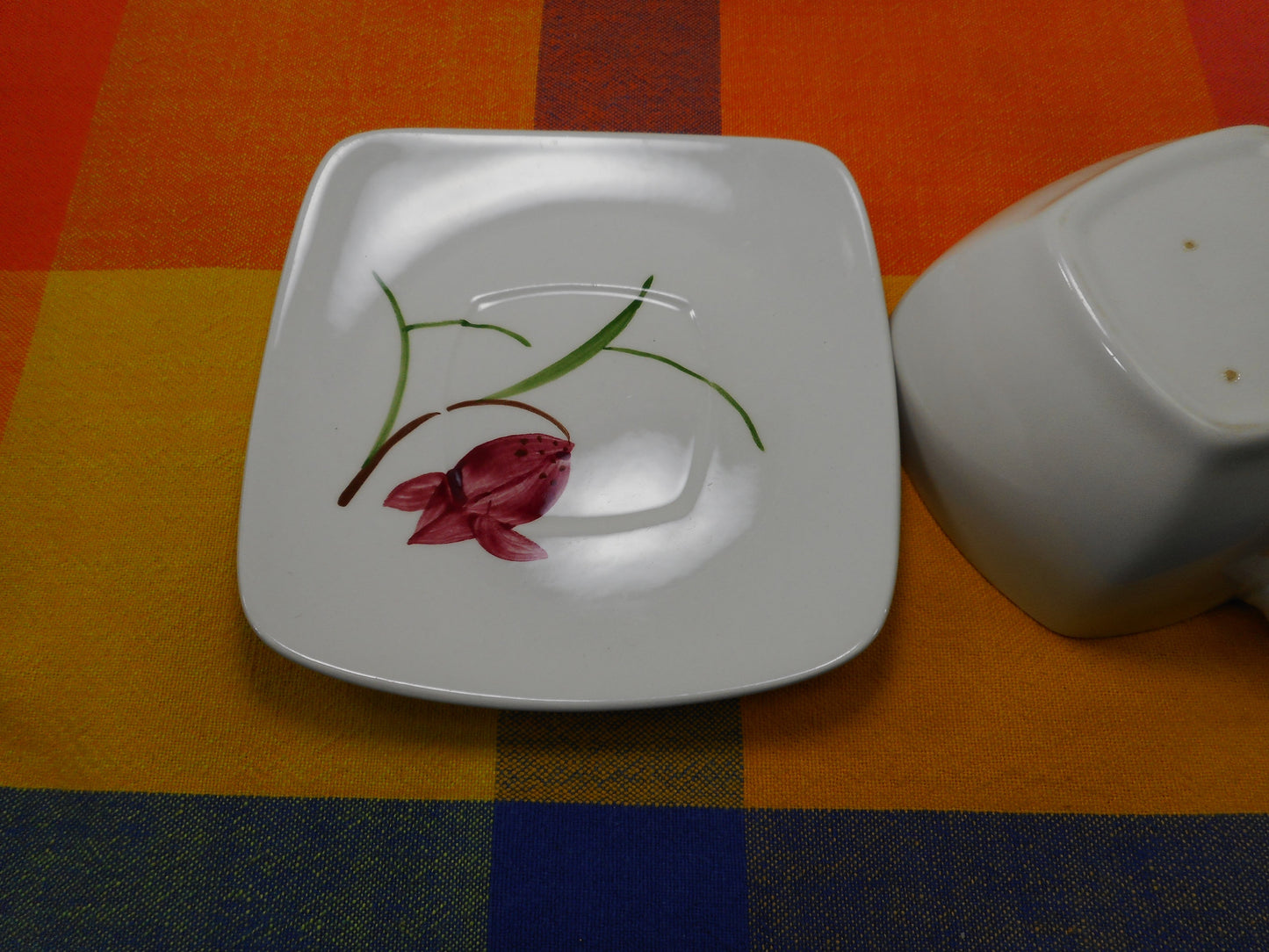 Orchard Ware California Pottery Red Lily Flower - Square Cup & Saucer Vintage