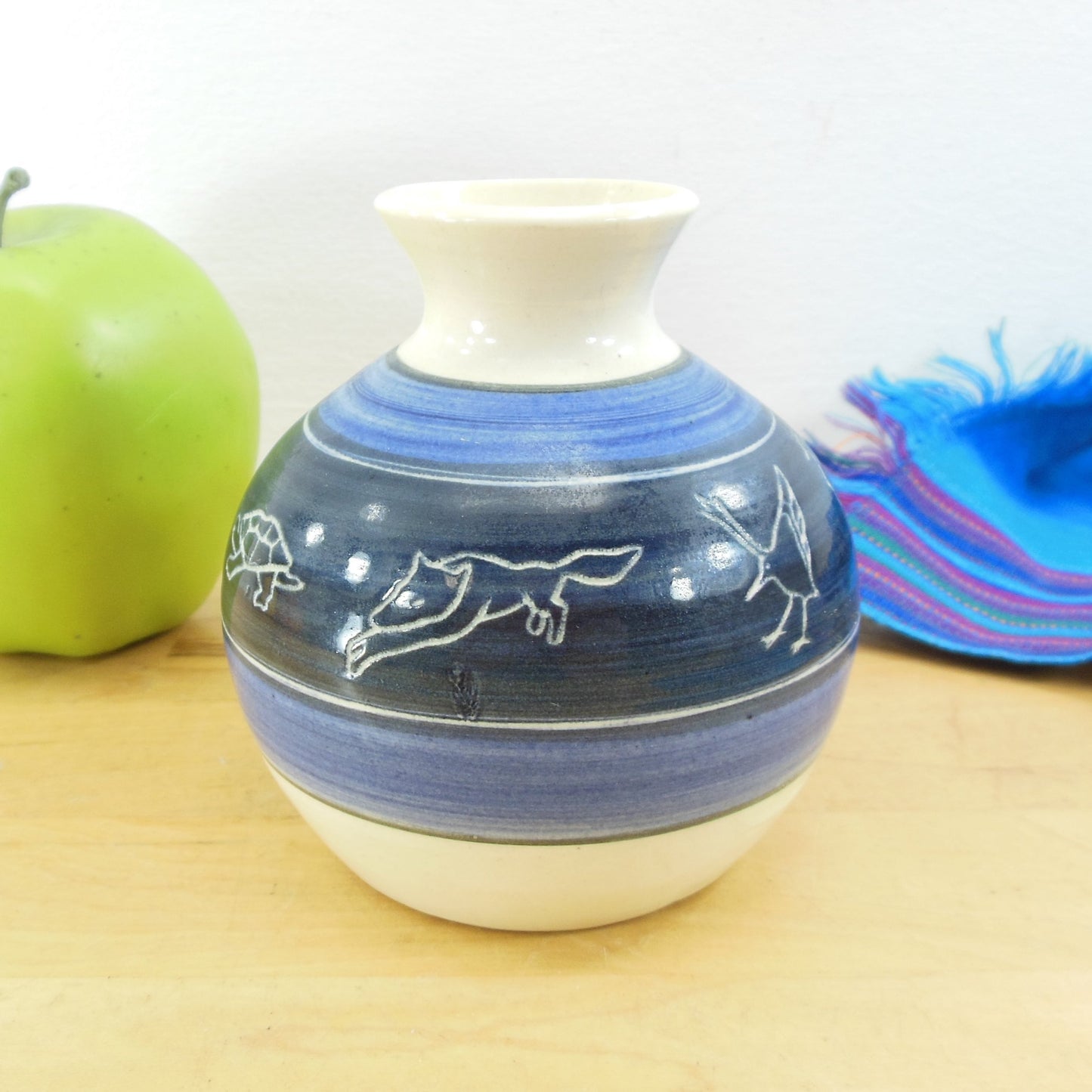 Peter B. Jones 1988 Native American Pottery Vase Animals Signed