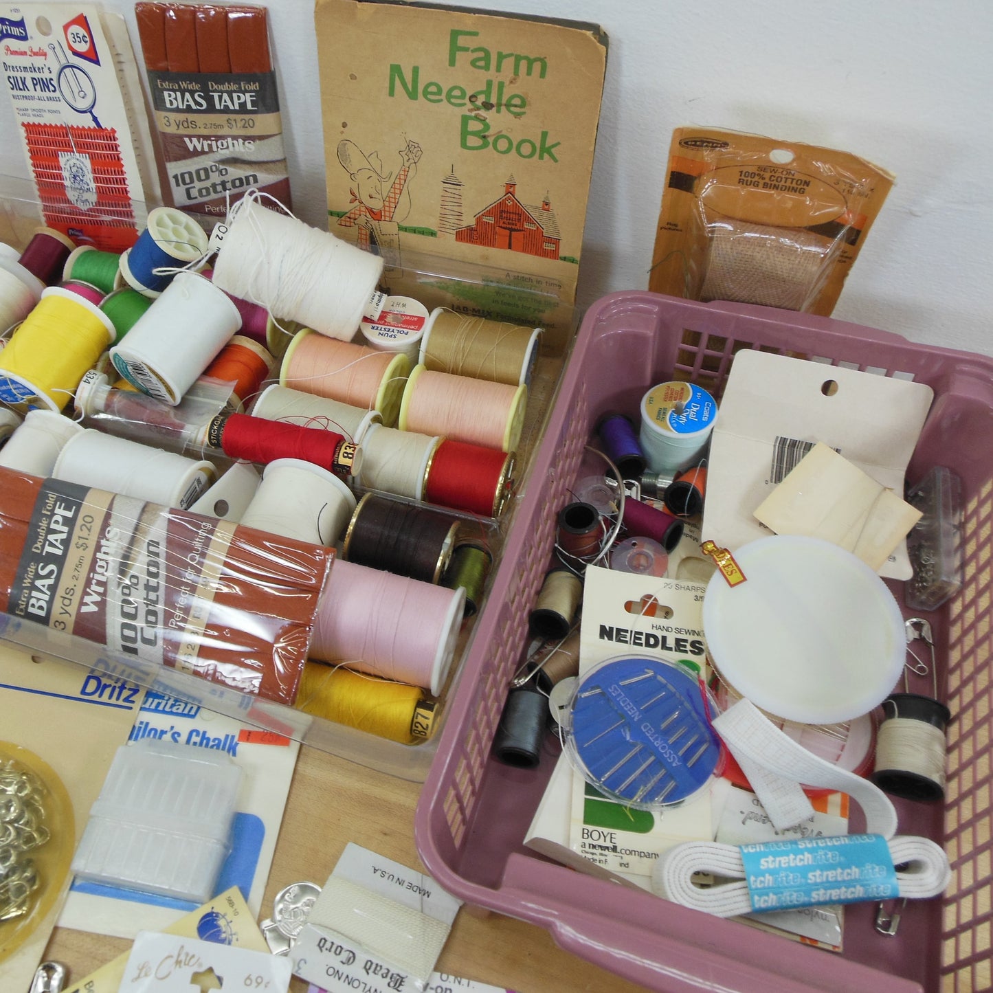 Estate Wicker Woven Sewing Box Basket with Notions Thread Needles used