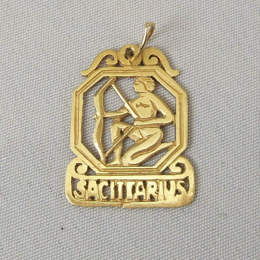Sagittarius Astrology 14K Yellow Gold Pendant 20 mm 1.4 Grams