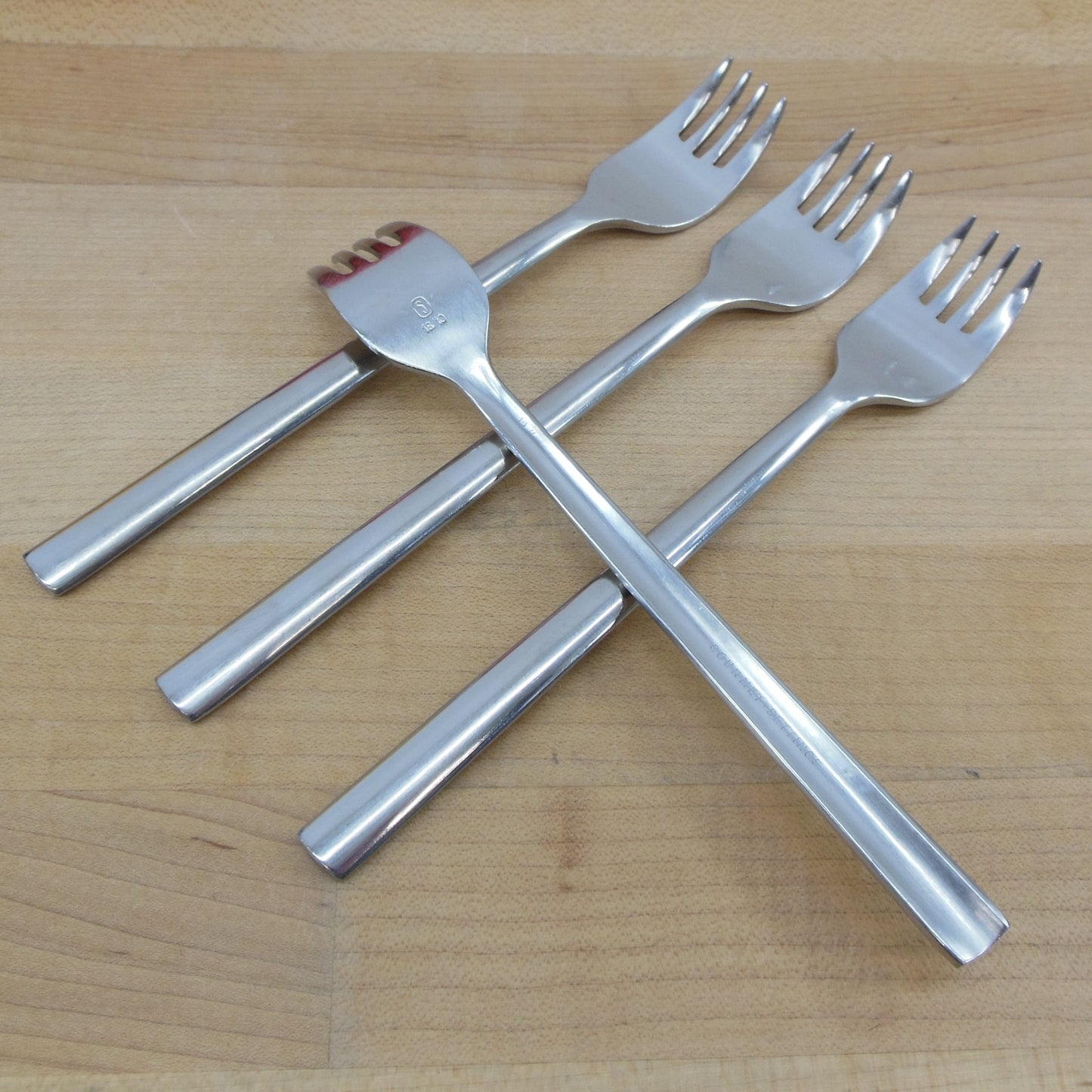 Gourmet Settings GON8 Stainless Modern Flatware - 4 Set Salad Forks Vintage Used