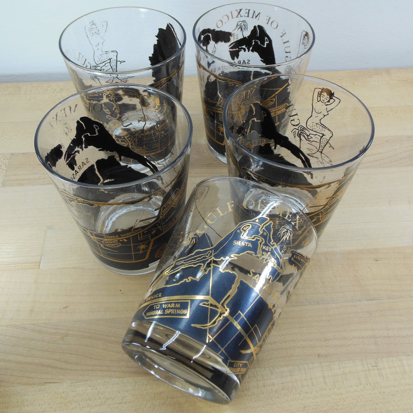 Sarasota FL Souvenir Bar Drink Glasses Black Gold 5 Set Vintage