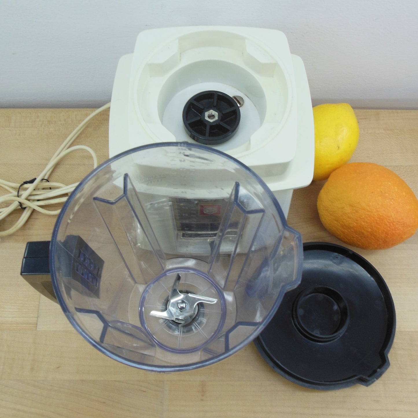 Shetland 1967 Kitchen 2 Speed Deluxe Blender Model 9101 Used