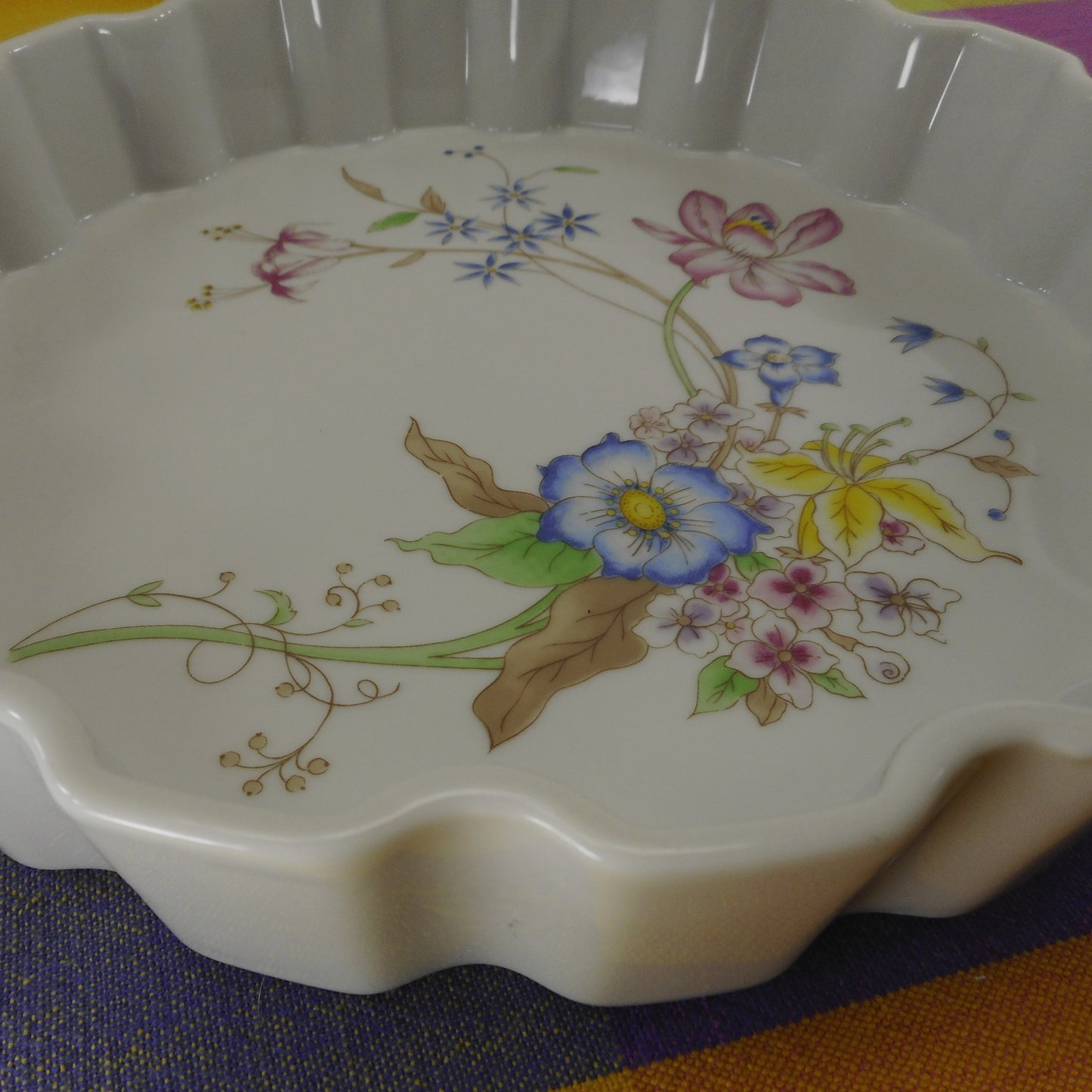 Stafford 1984 Porcelain Meadow Flowers Pie Plate Dish Ovenware Vintage