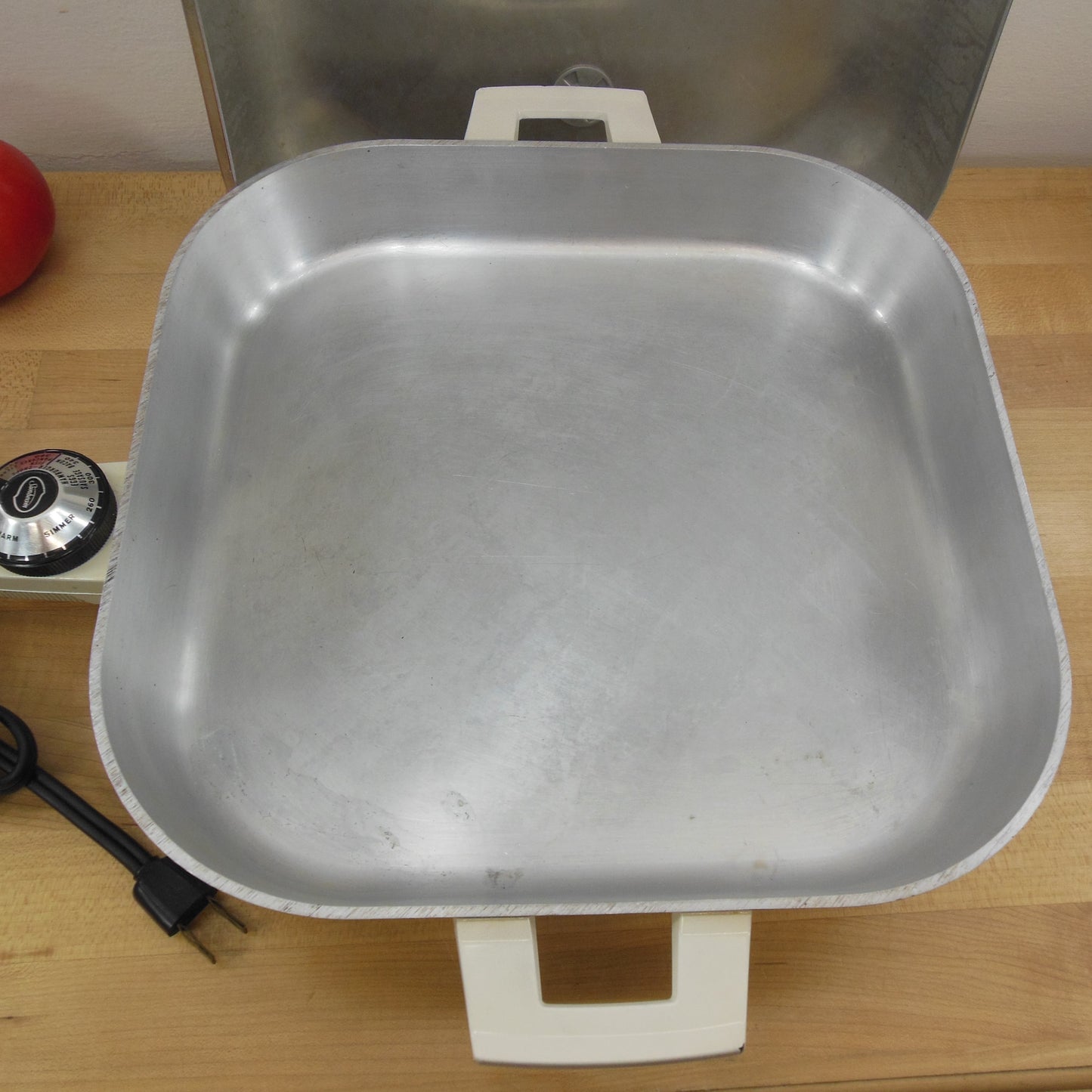 Sunbeam Rare FP-X White Electric Fry Pan Skillet Cleaned