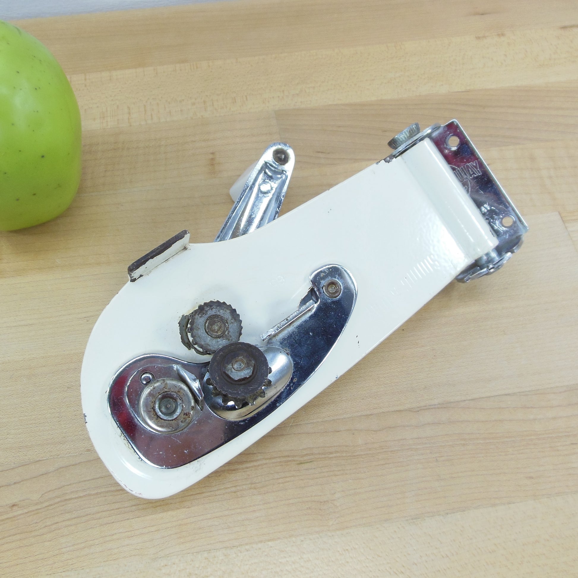 Swing-A-Way USA Vintage Early Wall Can Opener White Chrome Used