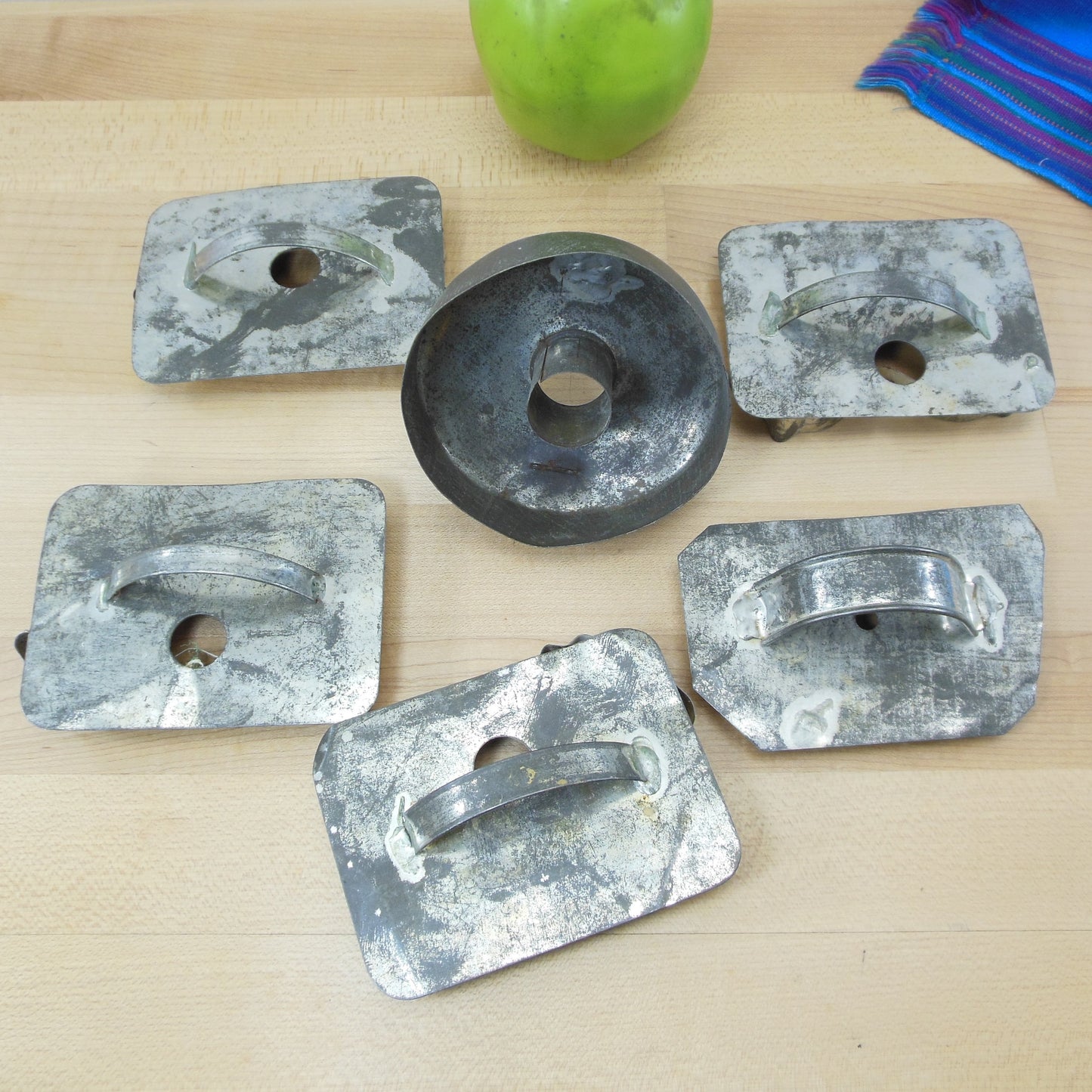 Primitive Old Solder Handle Tin Animal Cookie Cutters & Donut Vintage Used Farm House