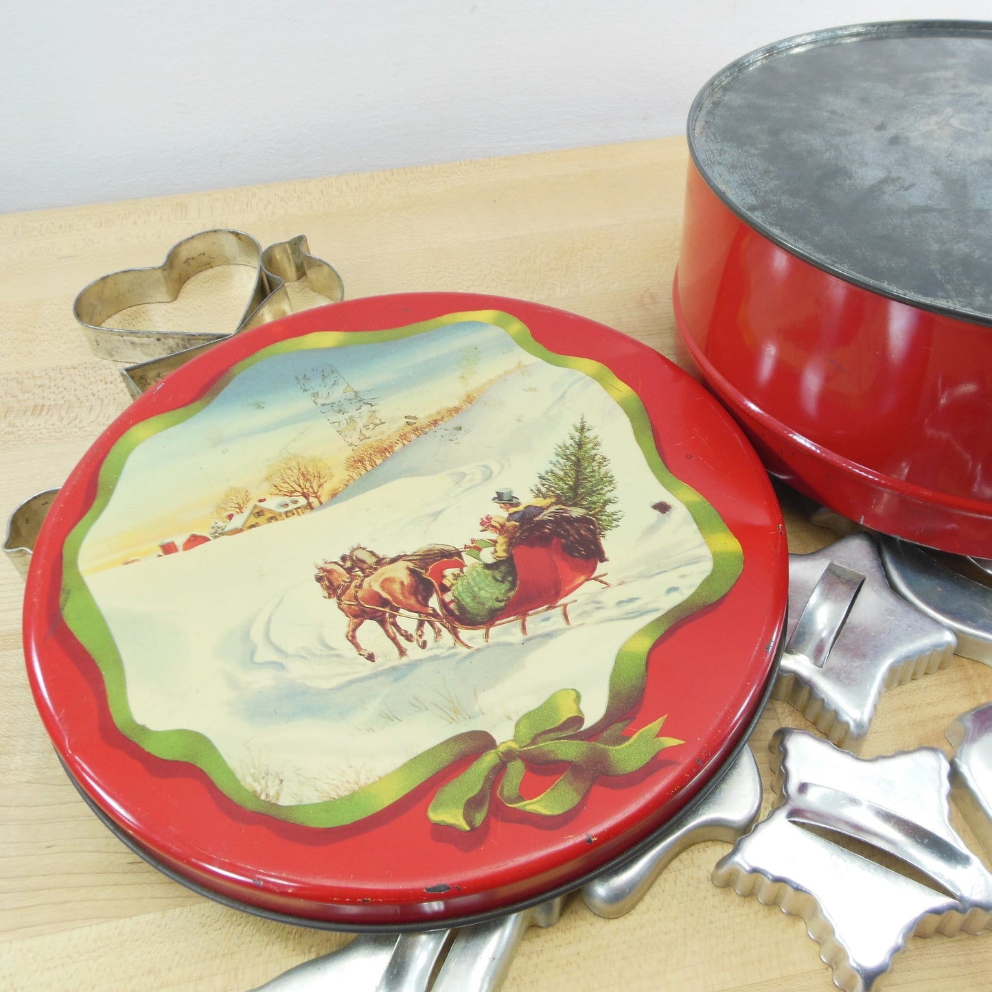 Estate Lot 20 Cookie Cutters & Christmas Sleigh Ride Tin Box Red