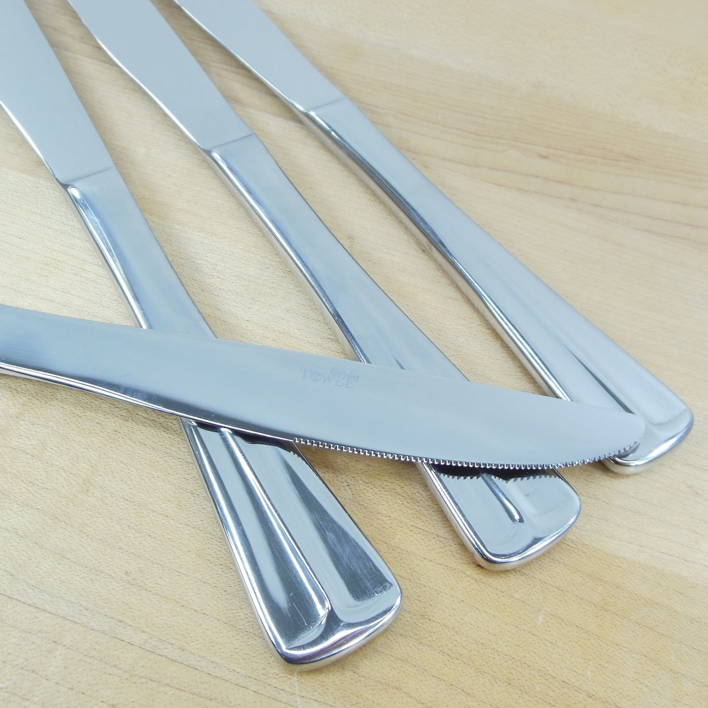 Towle Sadie Stainless Dinner Knives - 4 Set Used