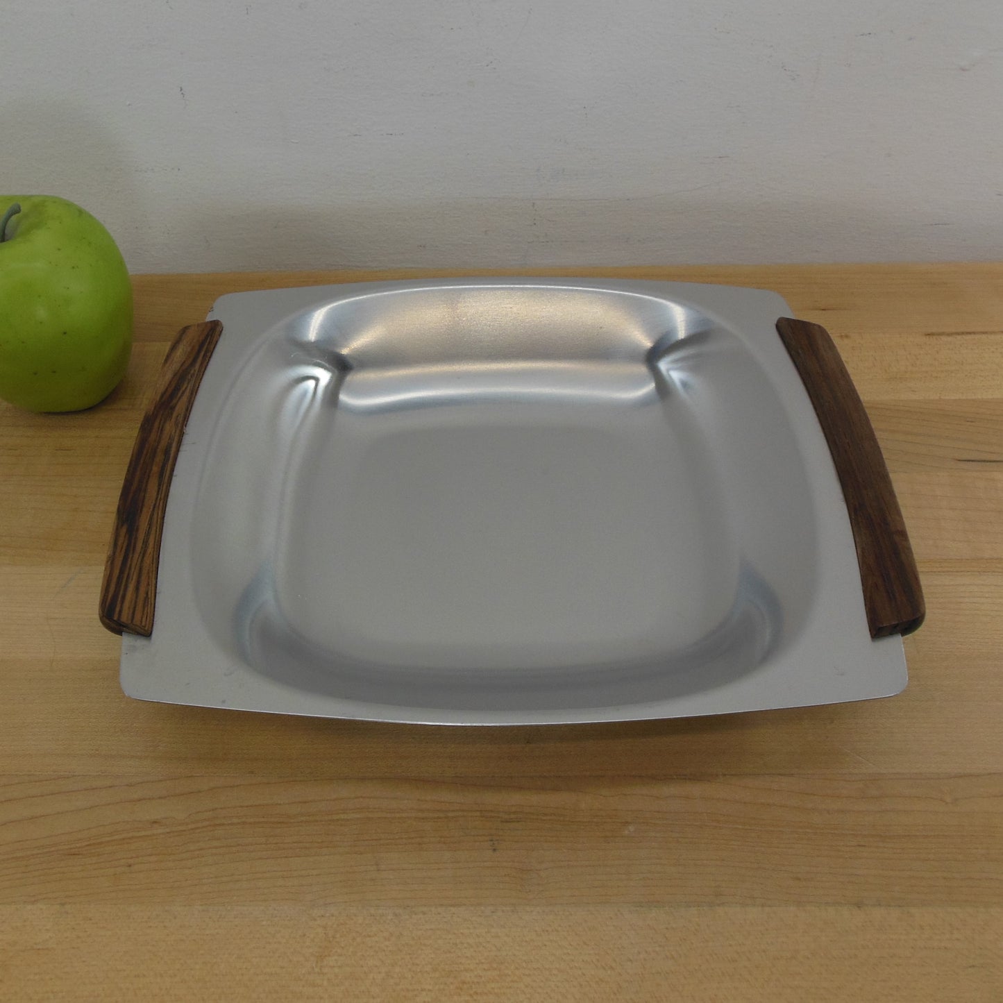 Selandia Denmark Modern Stainless Serving Bowl Teak Handles.