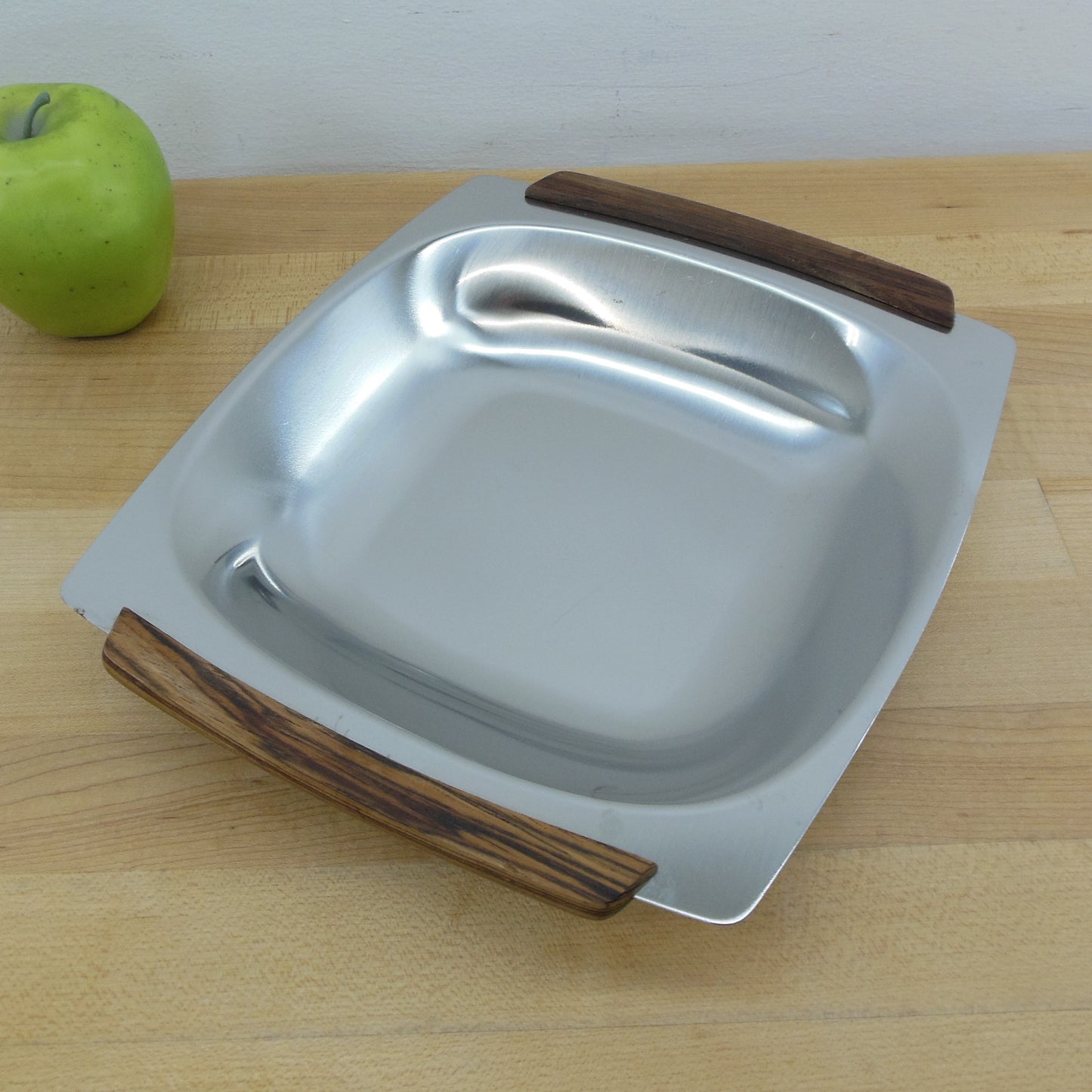 Selandia Denmark Modern Stainless Serving Bowl Teak Handles. Vintage