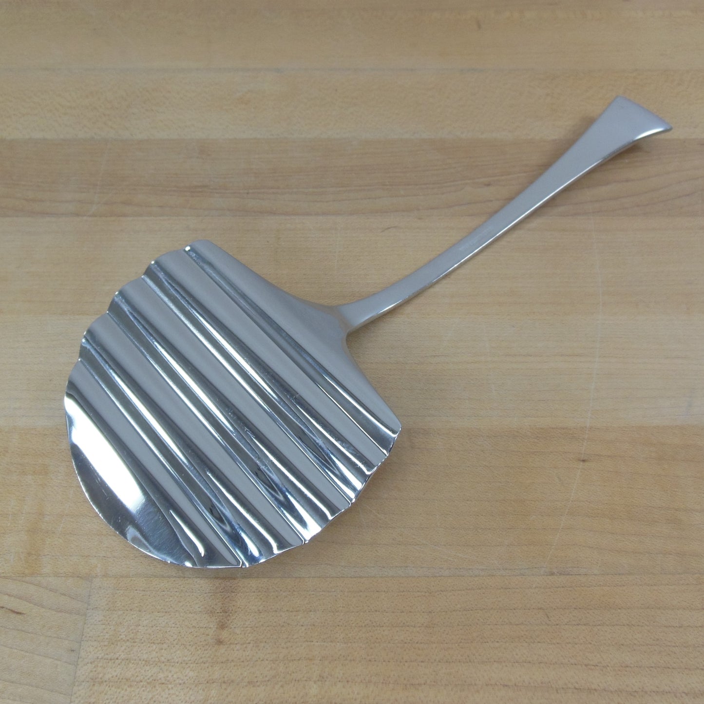 WMF Cromargan Stainless Asparagus Server Shovel Unknown Pattern Wavy Handle Vintage Used