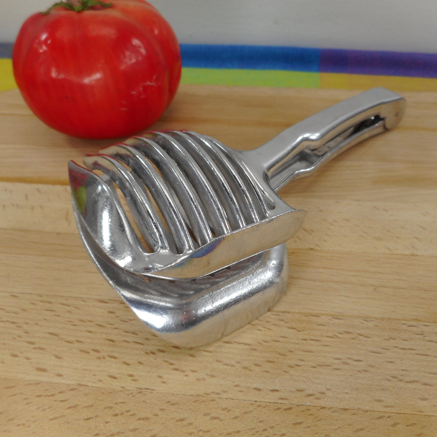 Unbranded Taiwan Aluminum Boiled Egg Tomato Slicing Guide Locking Handle Vintage