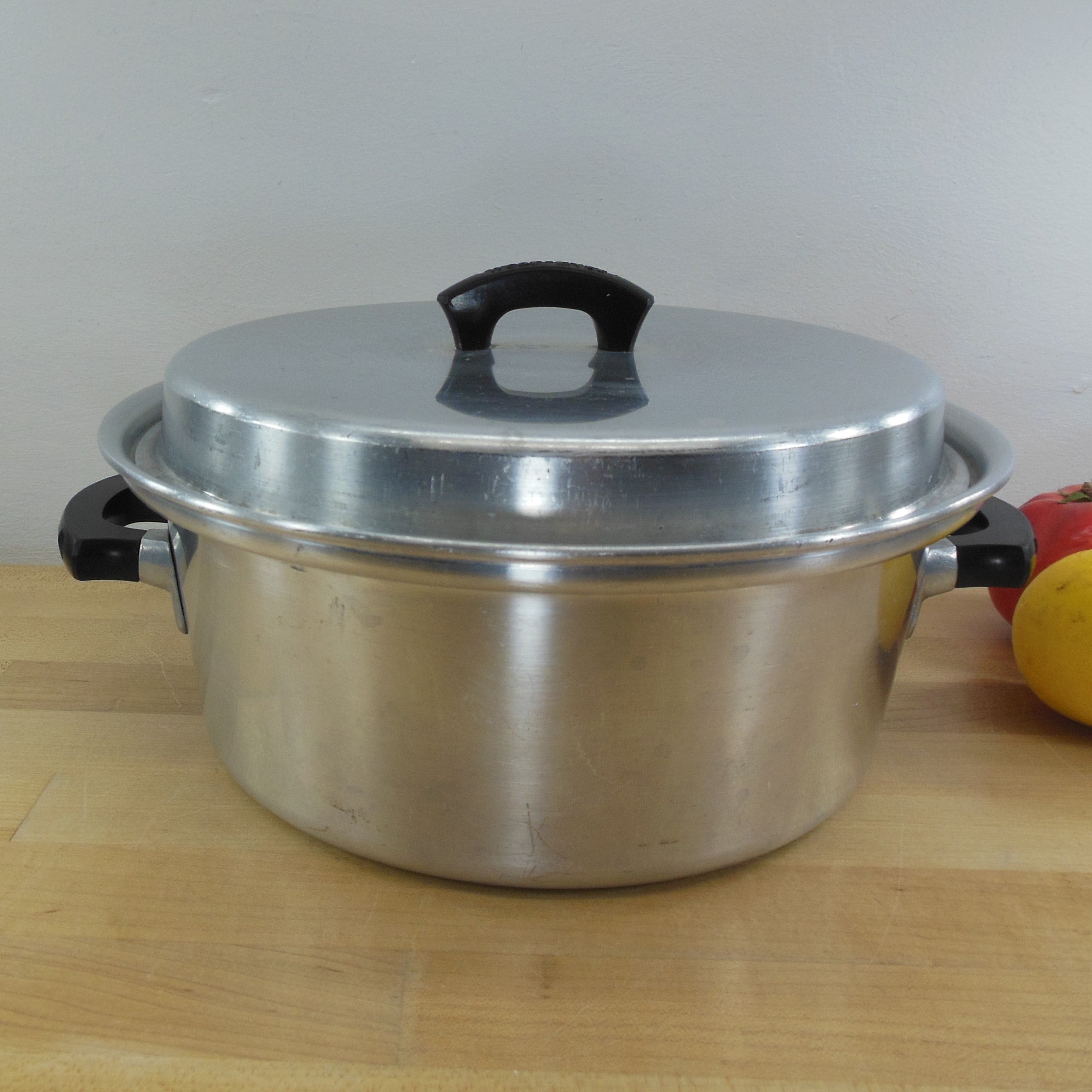 Aluminum Dutch Oven Pot with Glass Lid 4L (mystery)