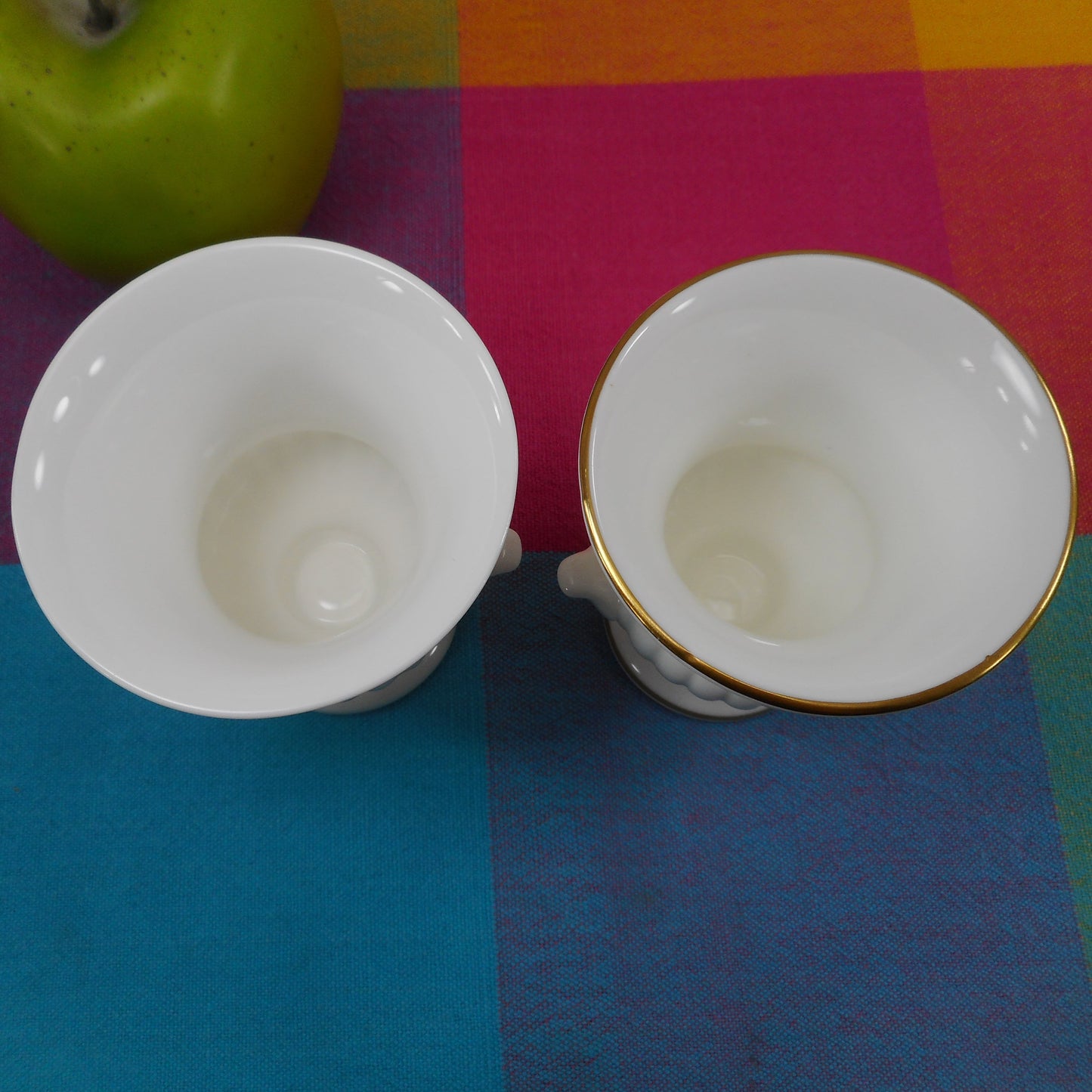 Wedgwood England Fine Bone China 2 Small Urns - Pastel Flowers & Strawberries 3.5"