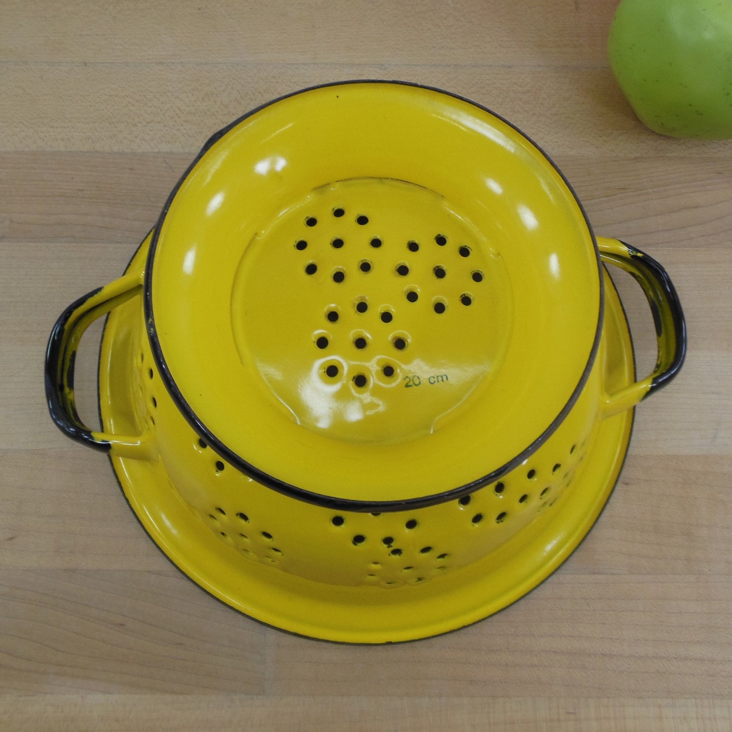 Huta Silesia Poland Yellow Black Enamel Steel Colander 20cm 8"