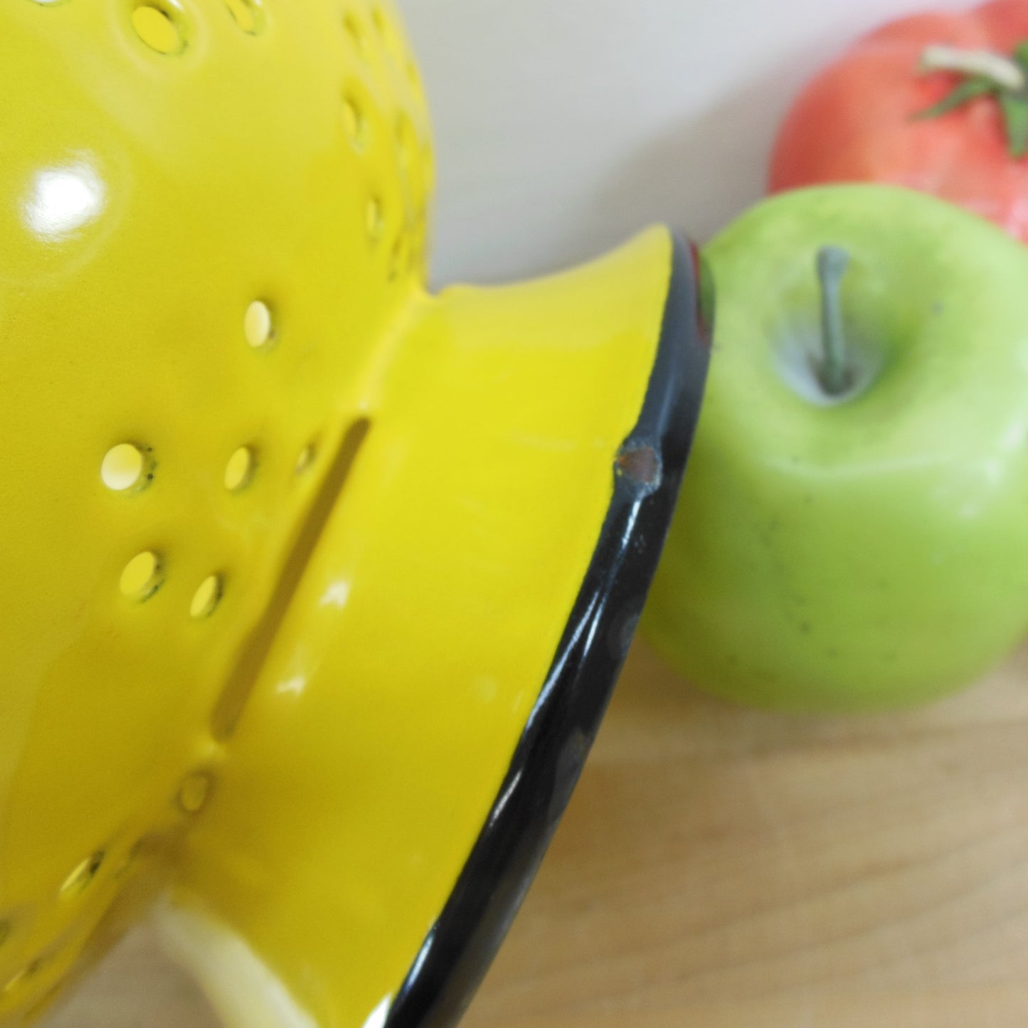 Huta Silesia Poland Yellow Black Enamel Steel Colander 20cm Used