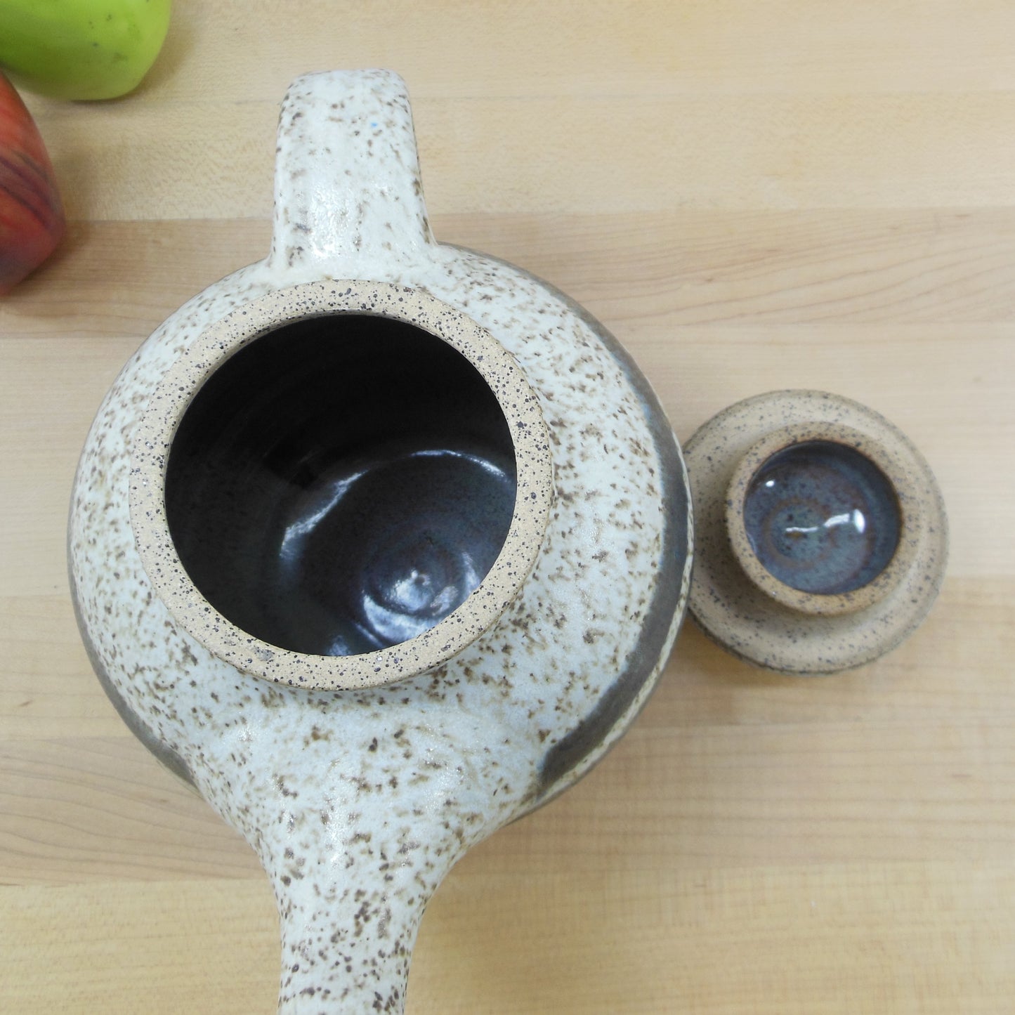 Mud River 1987 Stoneware Pottery Teapot Susan Maslowski WV Speckle Brown White Blue