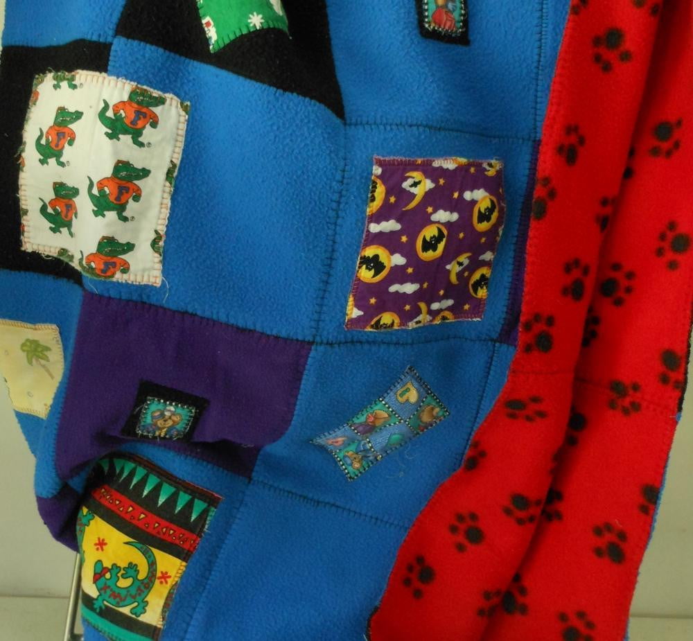 Child's Quilt Patchwork Appliqué Animals Cartoon Style Bright Multi Color toddler