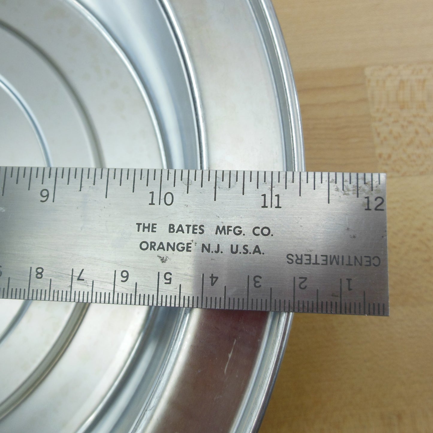 Vollrath USA Stainless Steel 11" Plate Cover 62469 Used