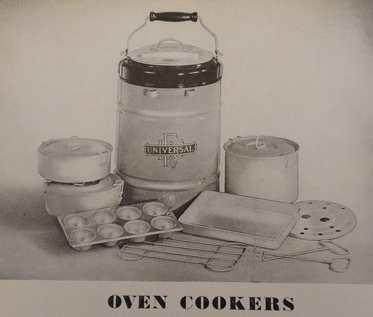 1938 Universal Oven Cooker Set - Landers Frary & Clark