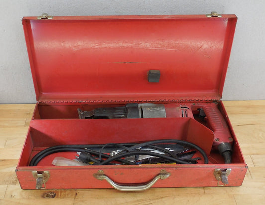 Vtg Milwaukee Sawzall Reciprocating Saw 6507 W/Steel Case Blades Works