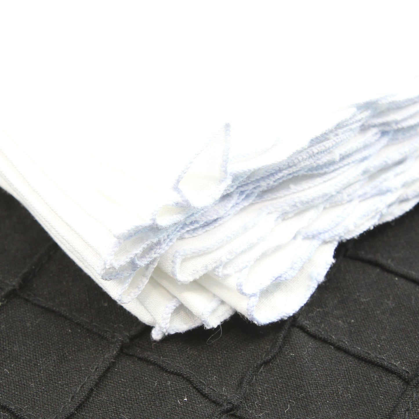 Set 8 White Linen Cloth Napkins Blue Design Corner Scallop Edge 16" Square
