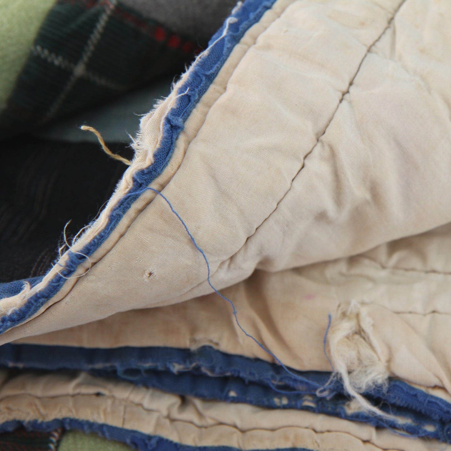 Vintage Hand Sewn Quilt Bed Cover Heavy 5.65LB 56W X 76L