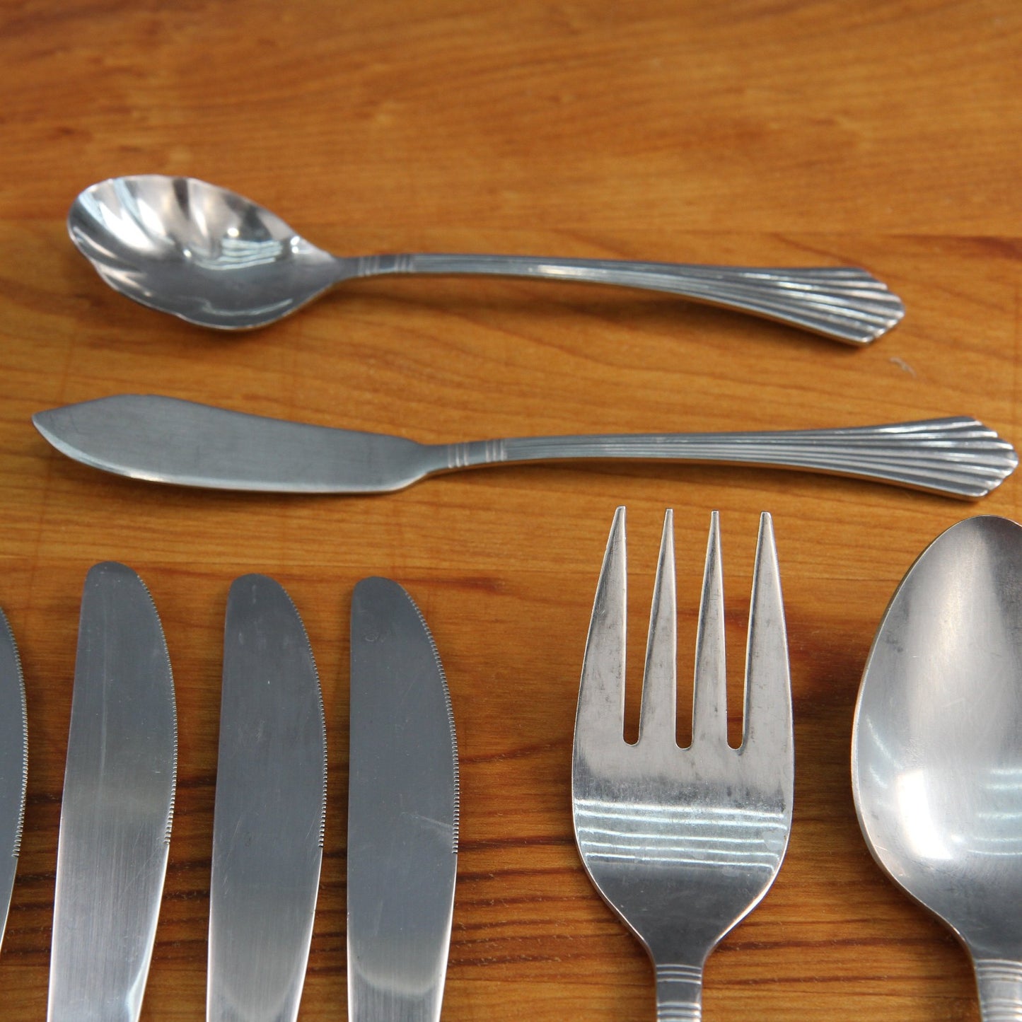 Four Place Setting Farberware Heron SS  Glossy w/Shrimp Butter Sugar Serving Set