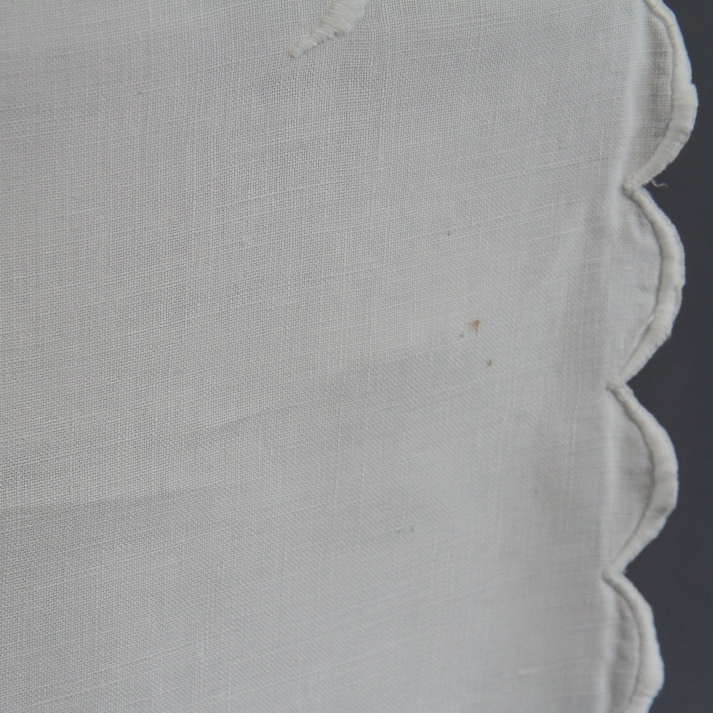 Pair Vintage Linen Table Runners Satin Stitch Baskets Butterflys Embroidered 42"