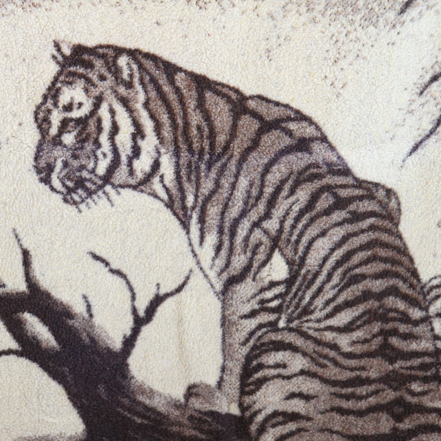 Vintage Unbranded Tiger In A Tree Hi Pile Acrylic Blanket Throw  52"W X 82"L