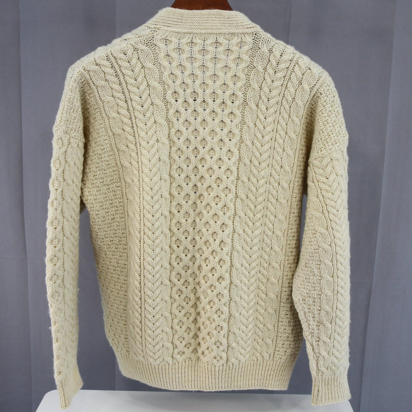 Vintage Orvis Mens Fisherman Aran Wool Knit Cadigan Sweater Ireland 4 Button
