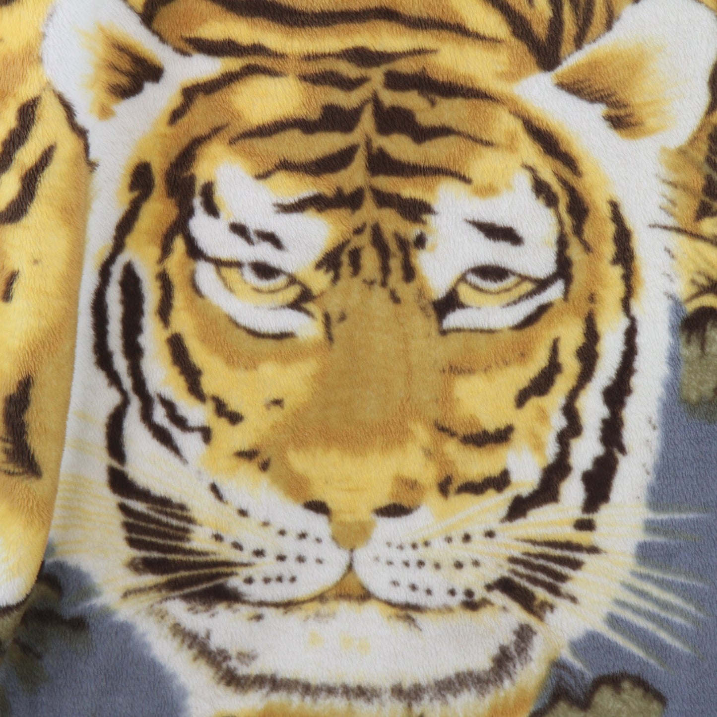 Unbranded Thick Heavy 6.95LB Tiger Plush Blanket 72W X 92L Full