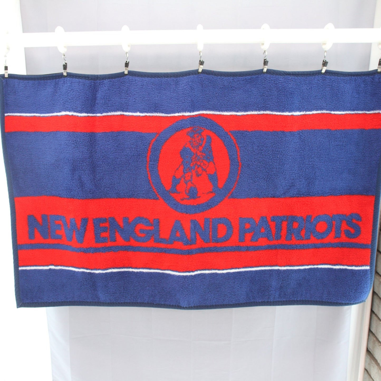 Vintage Ryltex New England Patriots Acrylic Plush Zipped Ponco Cape 60 X 38