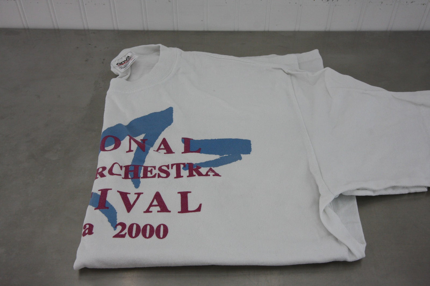 Vintage Tee Shirt Sarasota Youth Orchestra 2000