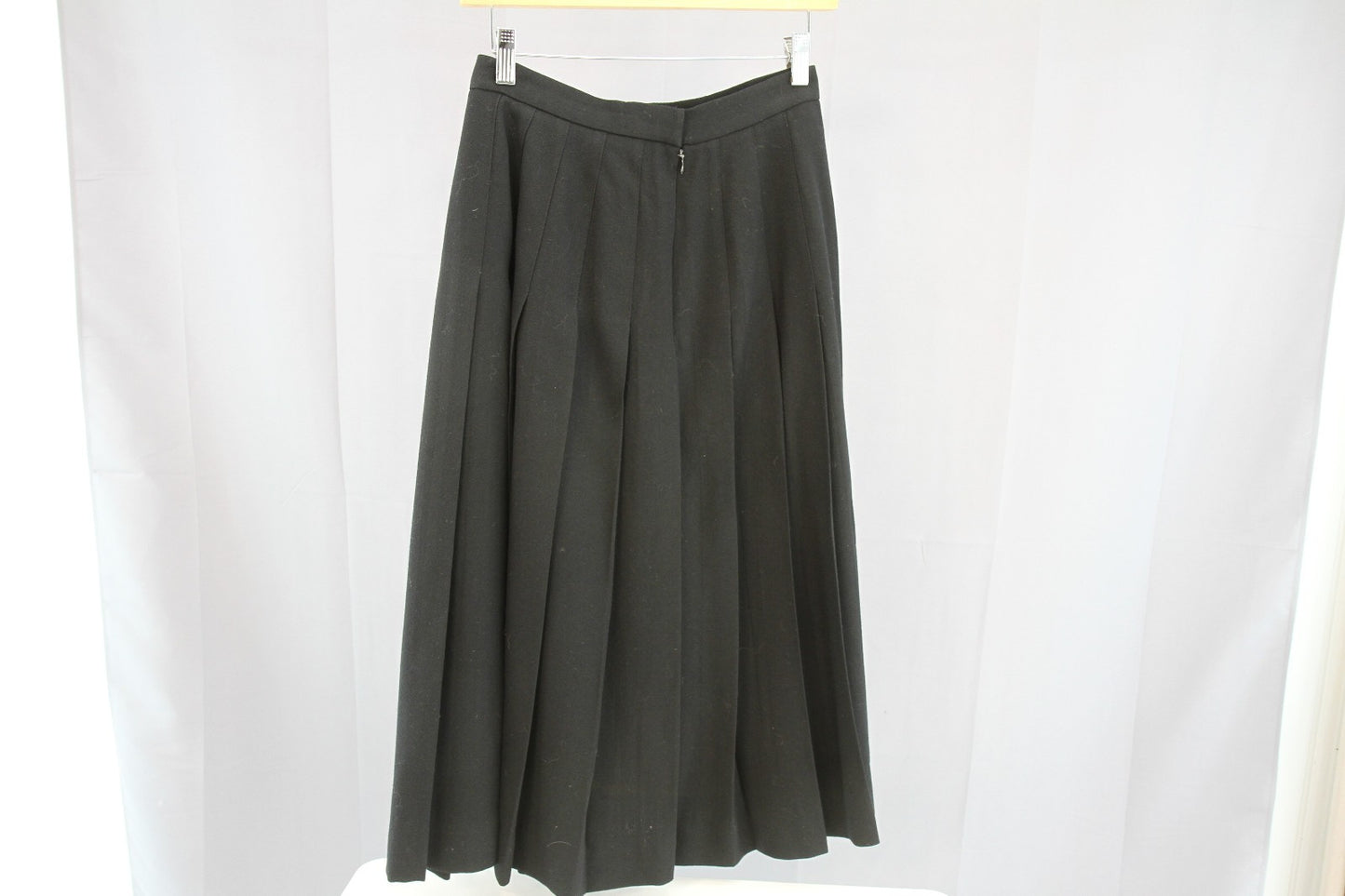 Womens JH Collectible Maxi Long 31" Black Wool Pleated Skirt Waist 26" Size 8