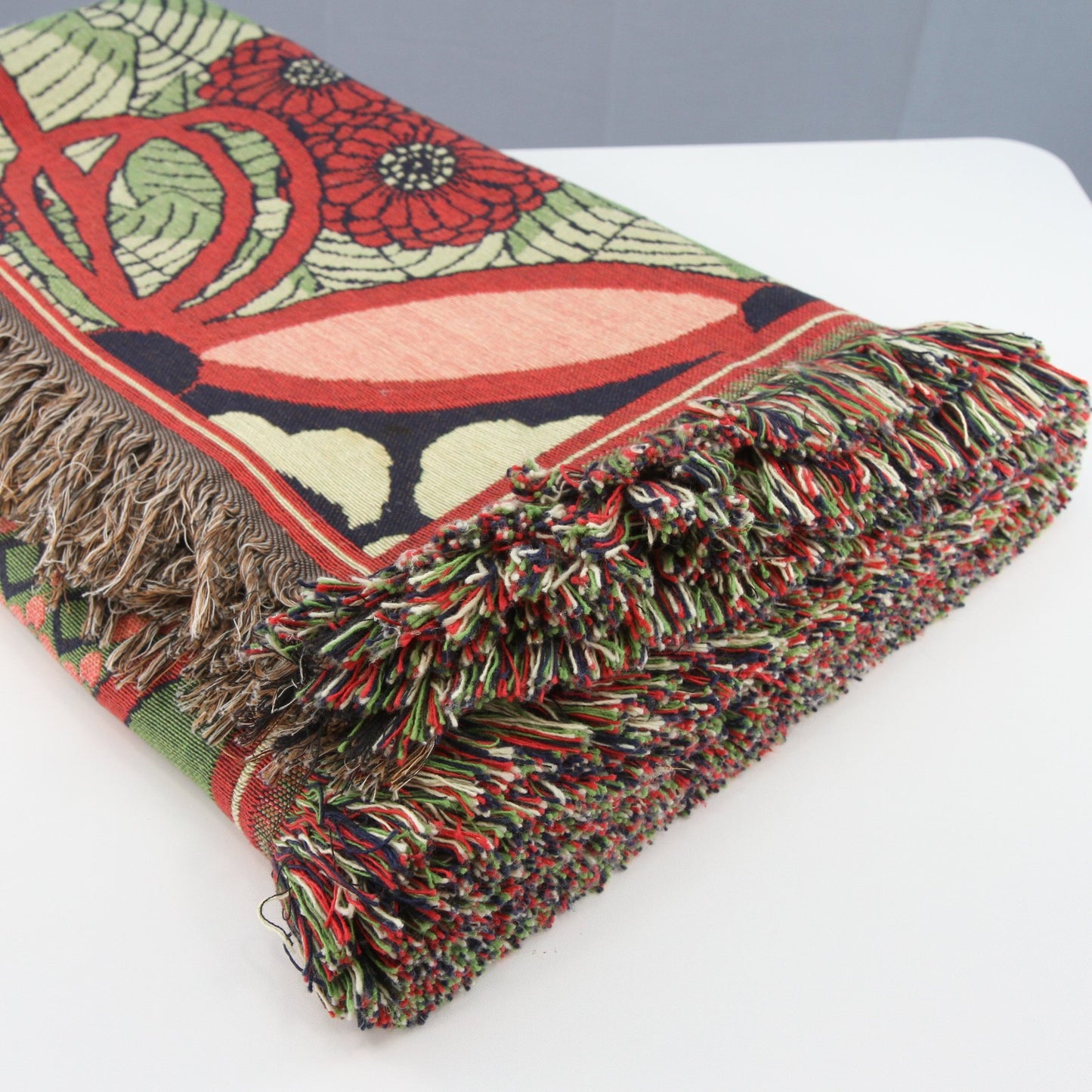 Unbranded Crown-Crafts-Style Woven Tablecloth Tapestry Throw  62"W X 60"L