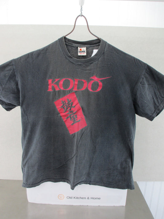 Vintage "Roadie" Tee Shirt Kodo World Tour XL 46