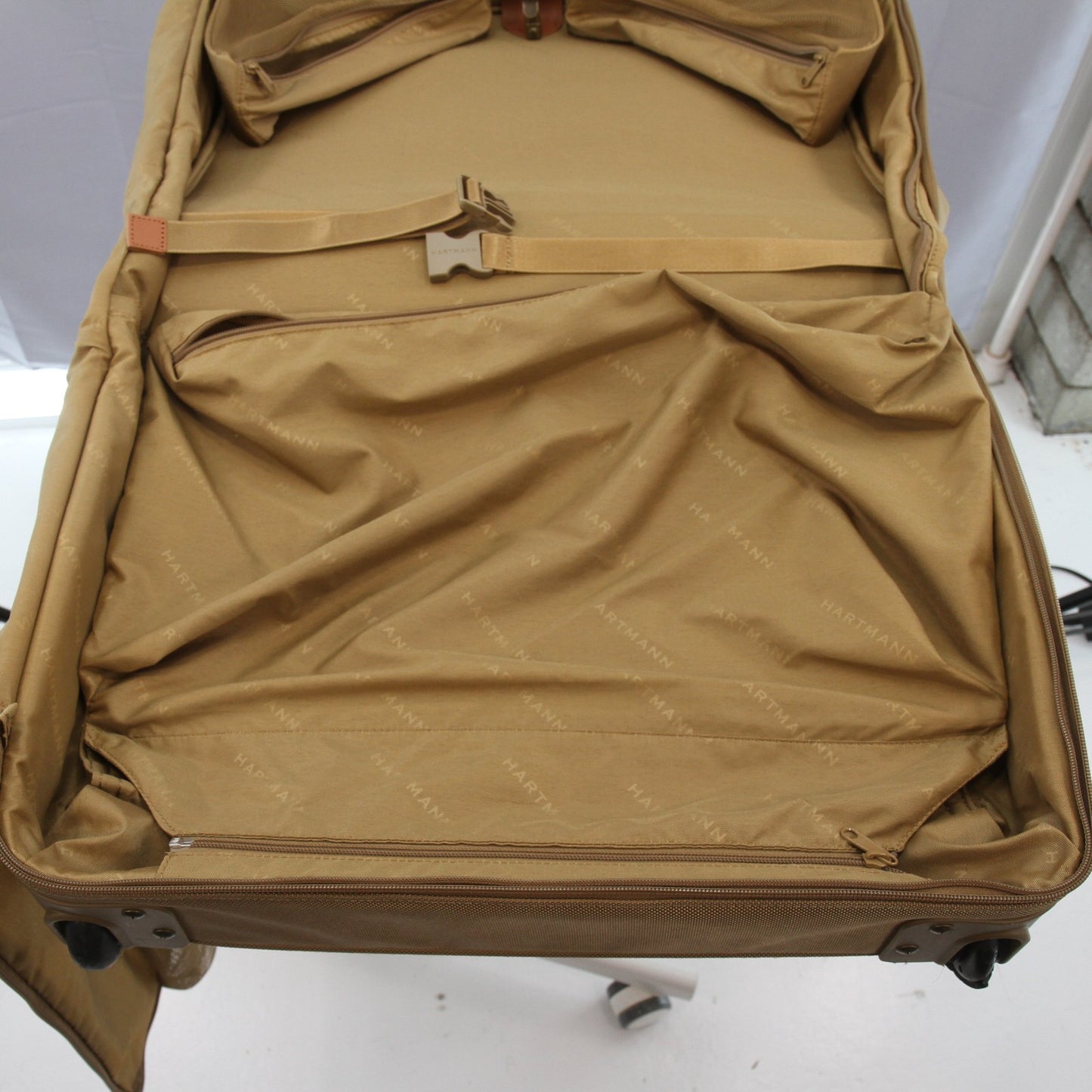 Hartmann Nylon Rolling Suitcase w/Insert 22 X 18 X 10 (50") Needs One Wheel