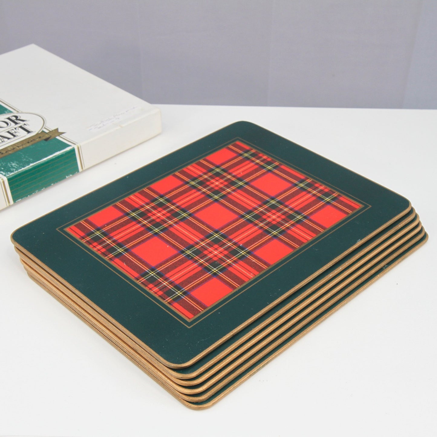 Manor Craft 6 Place Royal Stewart Tartan Plaid Place Mats Vinyl Tops Cork Backs