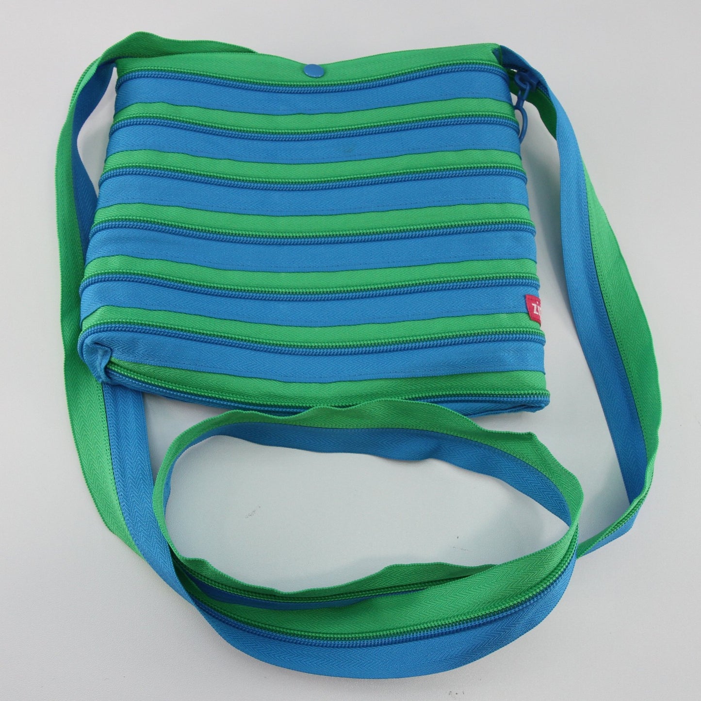 Zip-It Purse Cross Body Bag w/44" Strap 8" X 7 1/2"