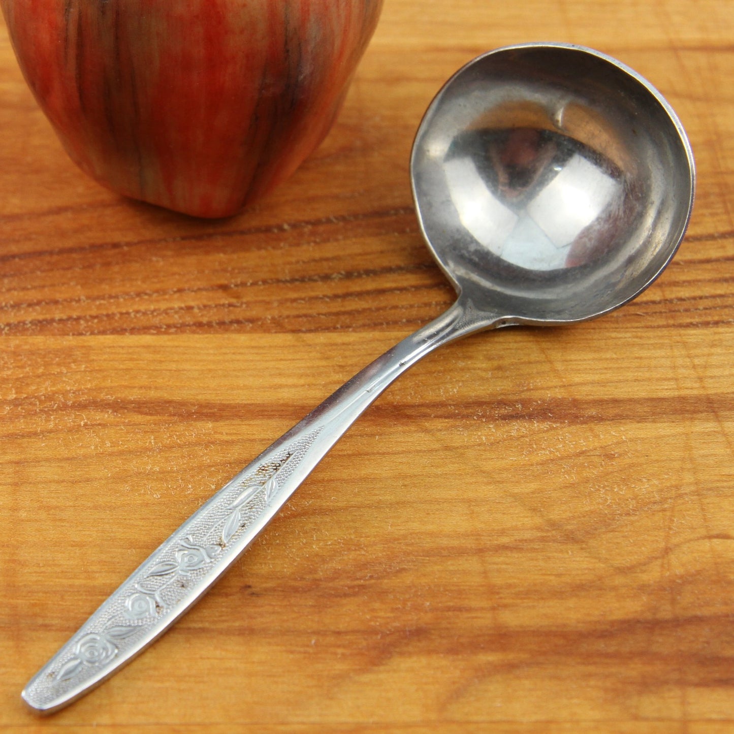 Vintage Customcraft Roses Ladle 6" Taiwan