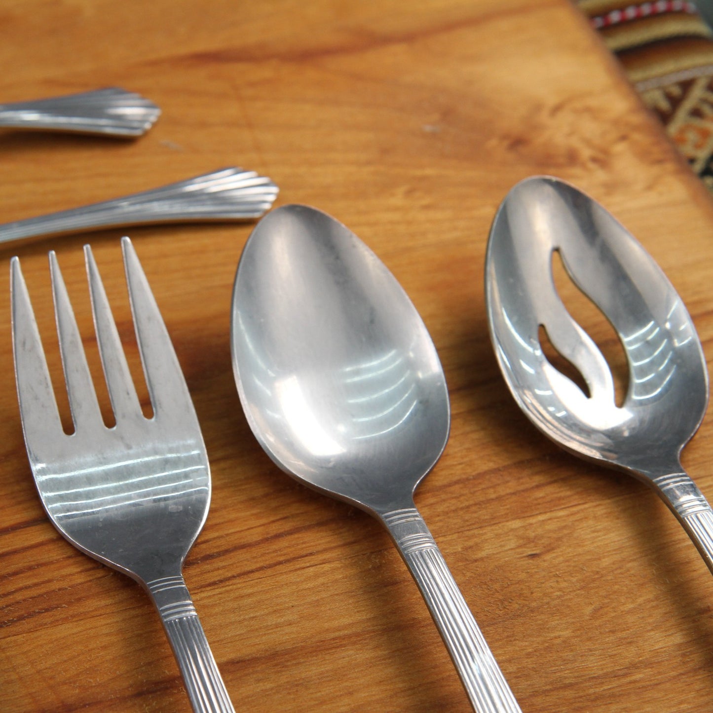 Four Place Setting Farberware Heron SS  Glossy w/Shrimp Butter Sugar Serving Set