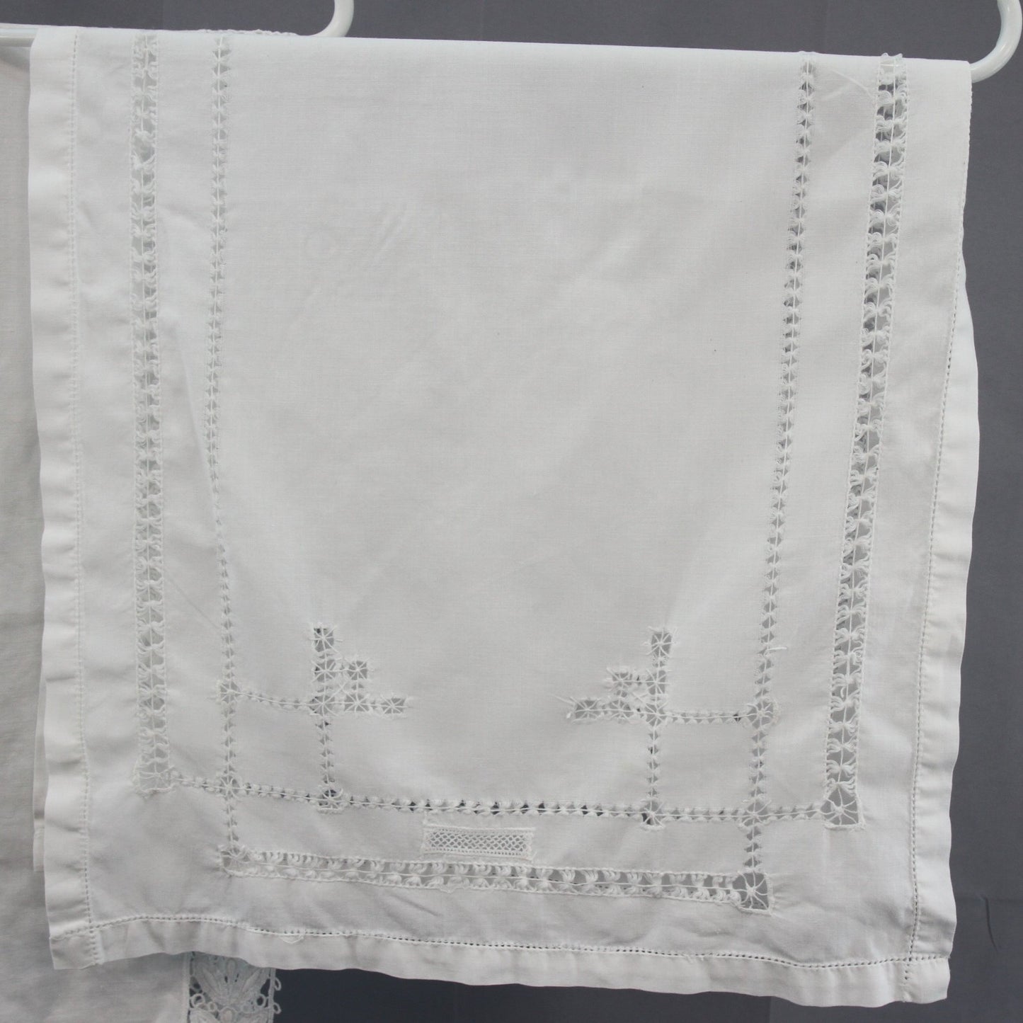 Pair of Vintage White Linen Table Runners Cutwork Lace