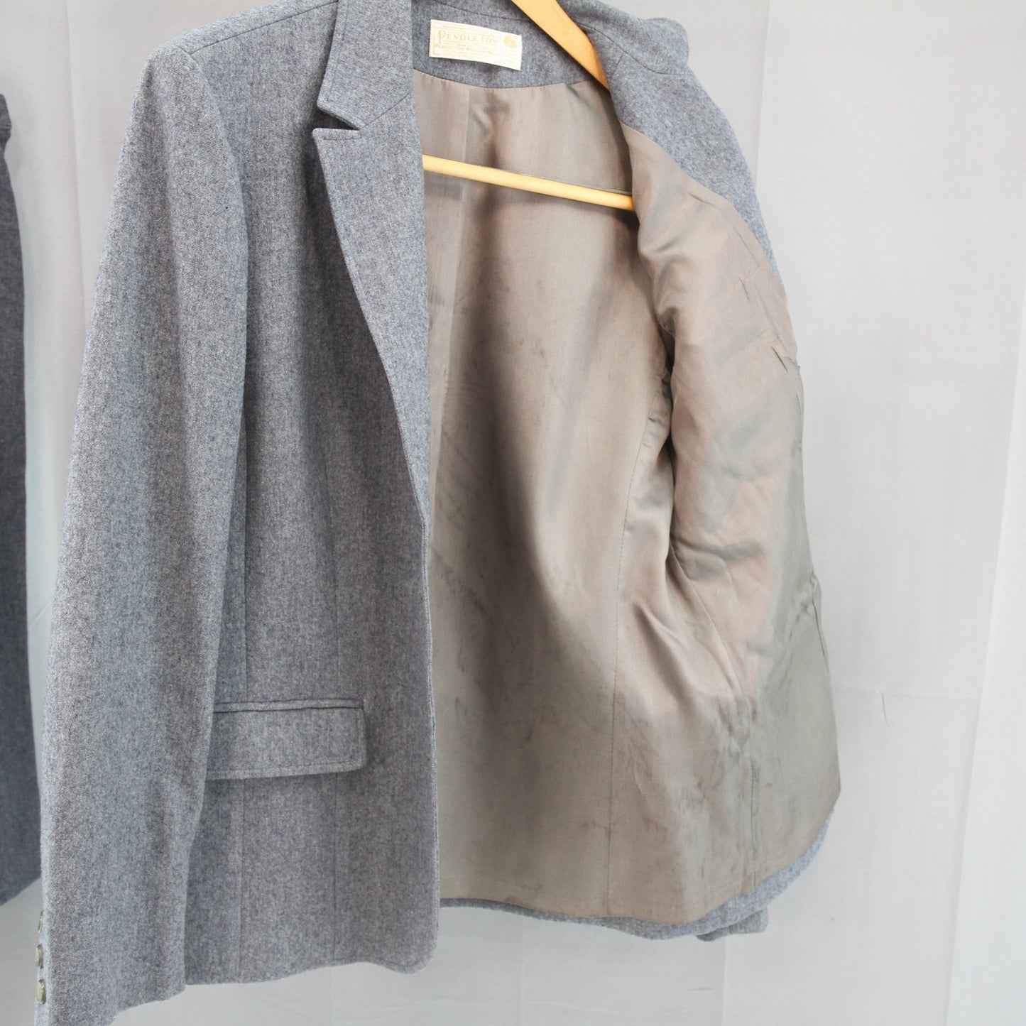 Vintage 1980s Pendleton Womens Wool Two Piece Suit  Grey Blue USA