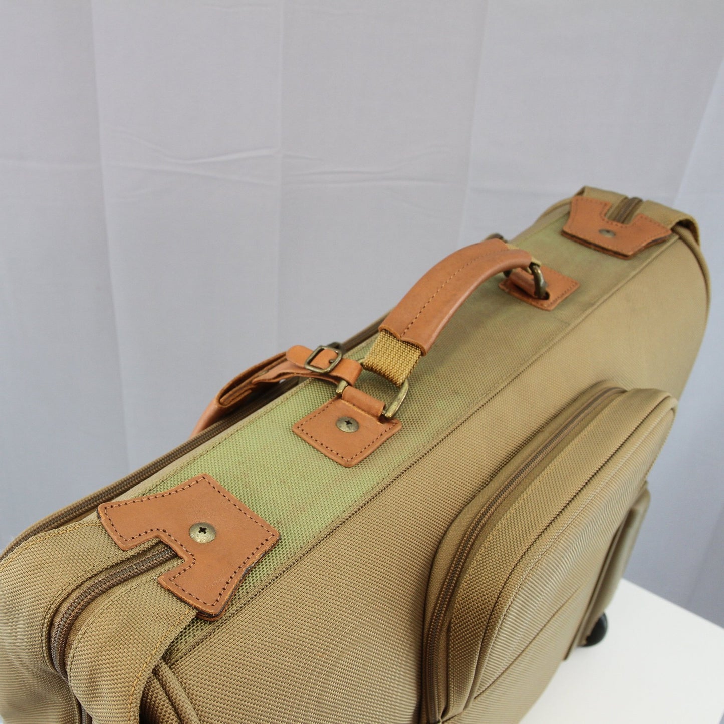 Hartmann Nylon Rolling Suitcase w/Insert 22 X 18 X 10 (50") Needs One Wheel