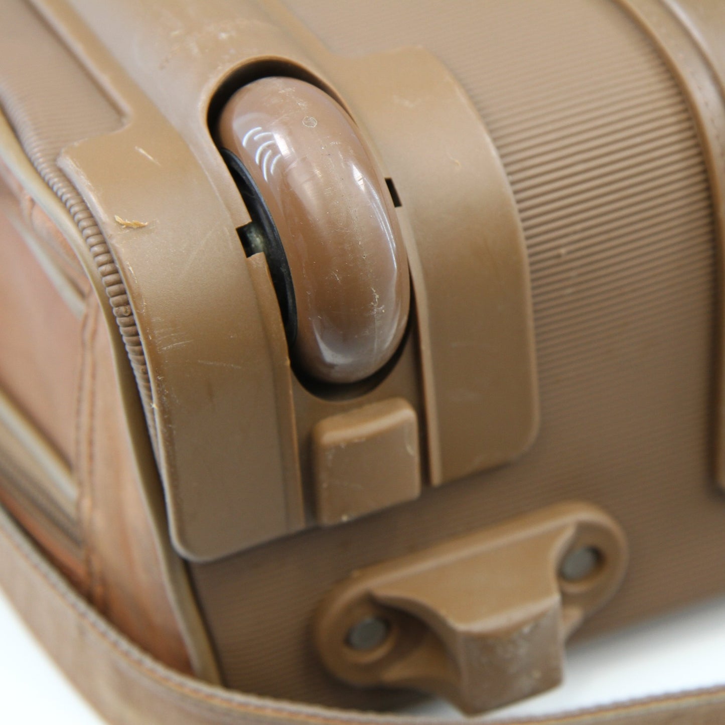US Luggage New York Rolling Briefcase Suitcase With Laptop Sleeve Sholder Strap